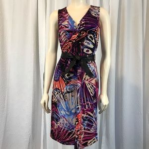 DONNA MORGAN- ABSTRACT PRINT W/ BLACK LEATHER BELT